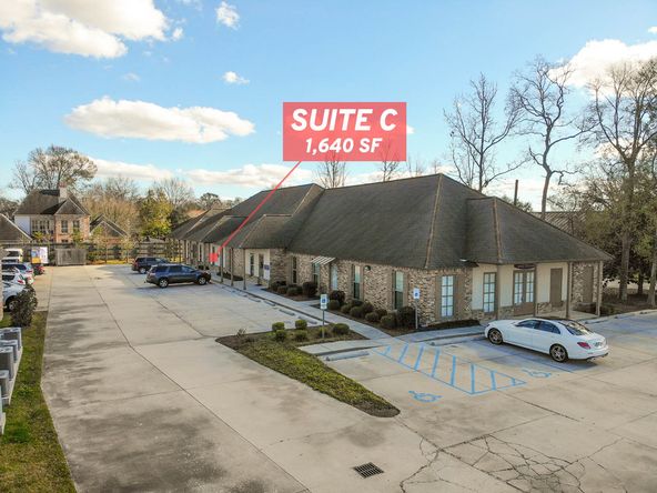 South Baton Rouge Professional Office Suite Available: 10245 Siegen Ln Ste C, Baton Rouge, LA 70810